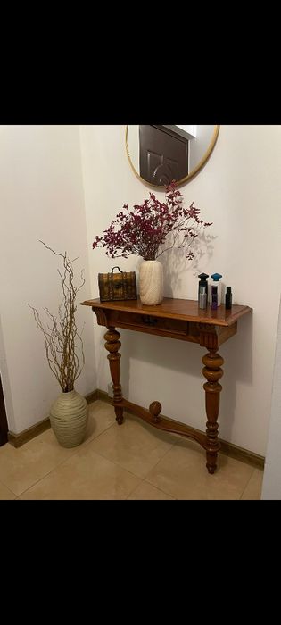 Konsola drewniana elegancka