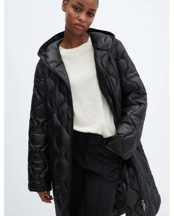 Куртка довга mango