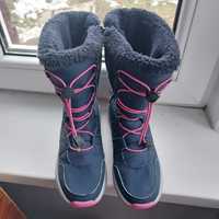 Зимові чоботи в гарному стані