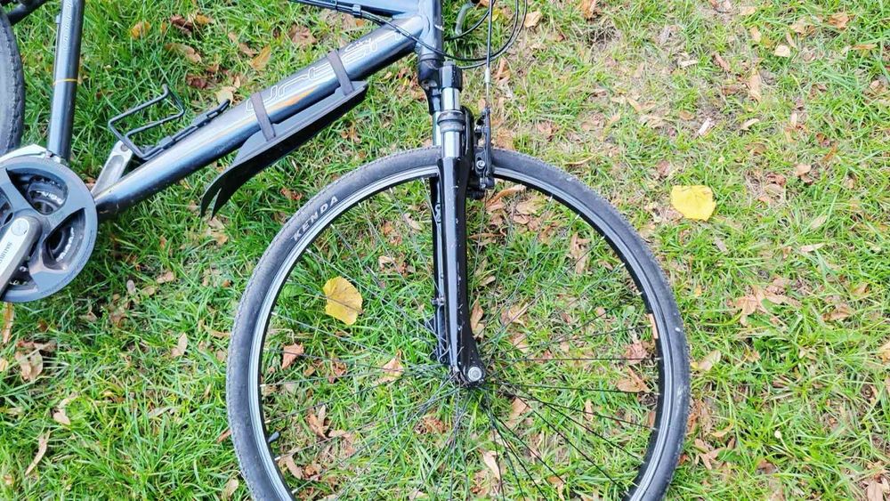 Rower crossowy z osprzętem Shimano – gotowy do jazdy!