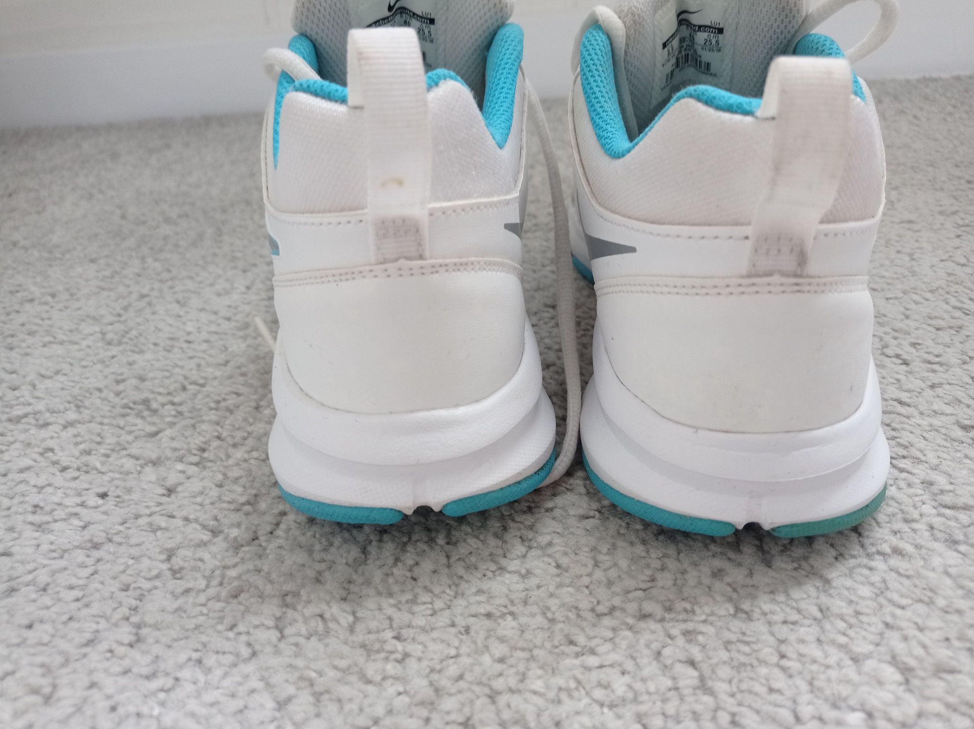 Кросівки  nike wmns t‑lite xi sl р 40, 25.5см