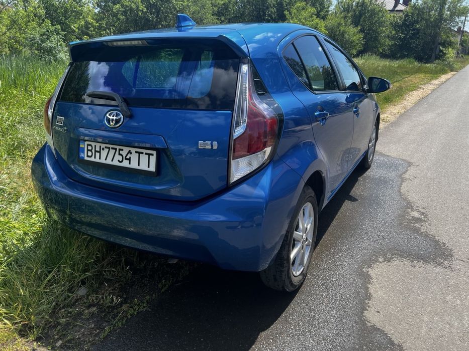 Toyota Prius C, 2015