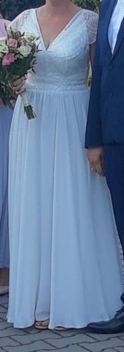 Sukienka ślubna kolor ecru