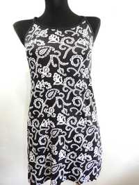 Sukienka letnia krótka do kolan czarna biała wzór print 158 164