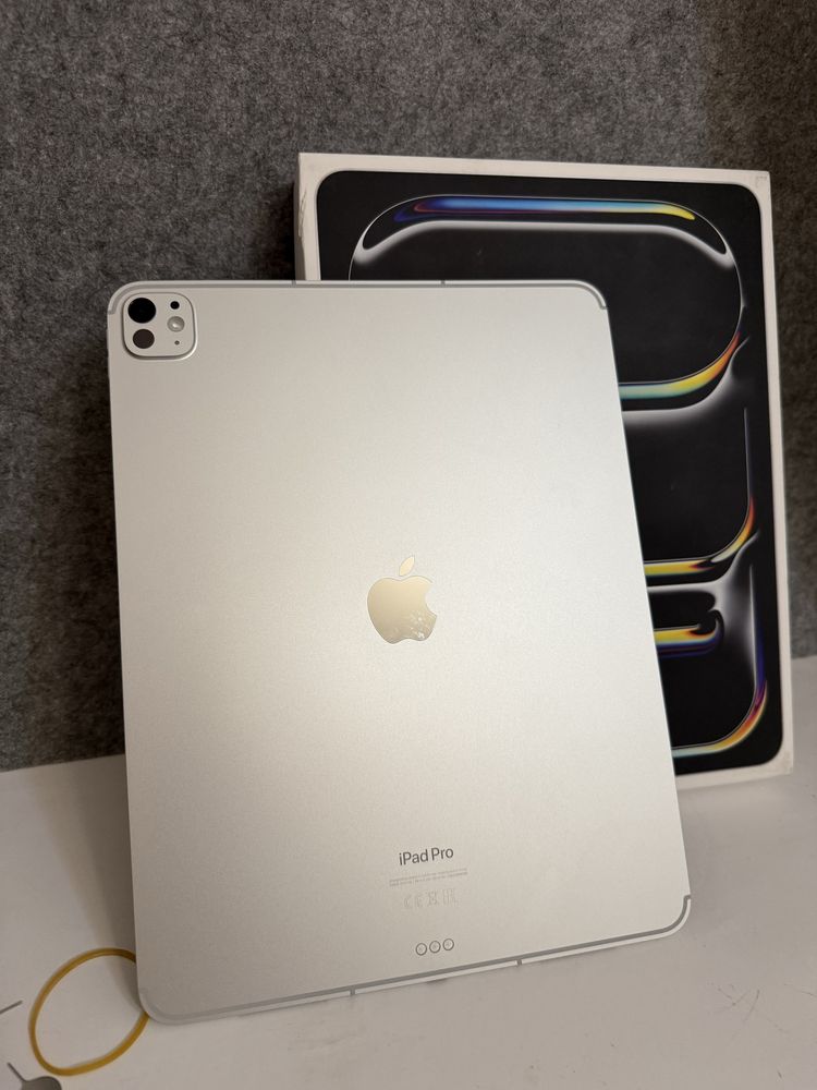 Troco/Vendo IPad Pro 13 M4 512GB Wi-FI + CELLULAR Silver
