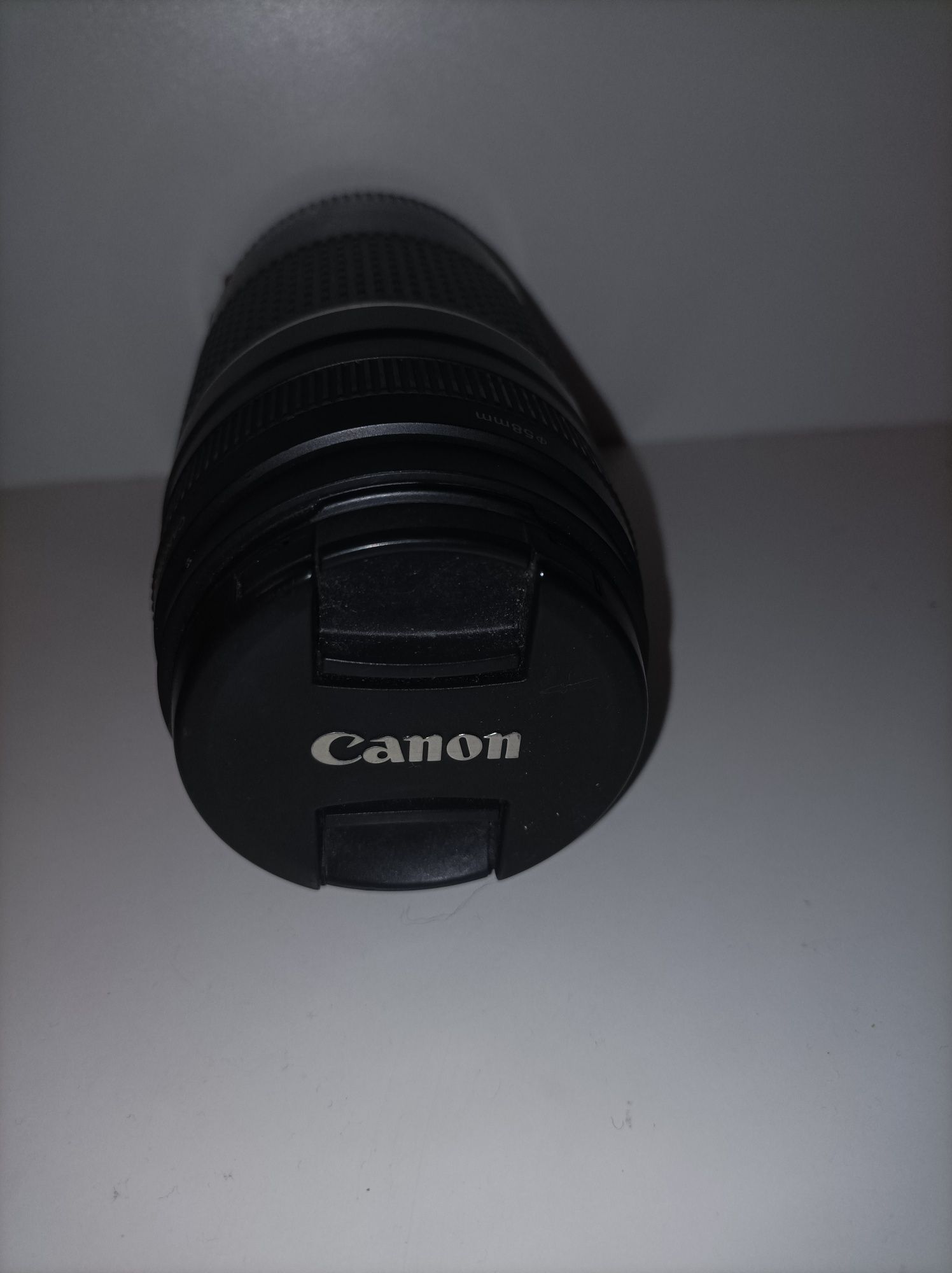 Objetiva Canon 75-300 mm 4/5/6 III