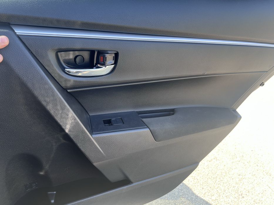 Toyota Corolla 1.33 2013 р. 6-мех.