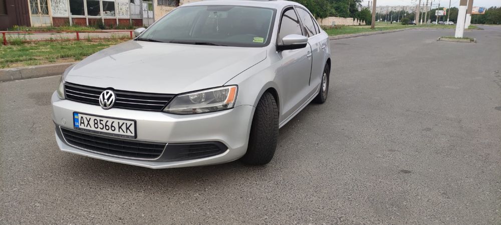 Volkswagen Jetta 2.0 tdi 2013 року