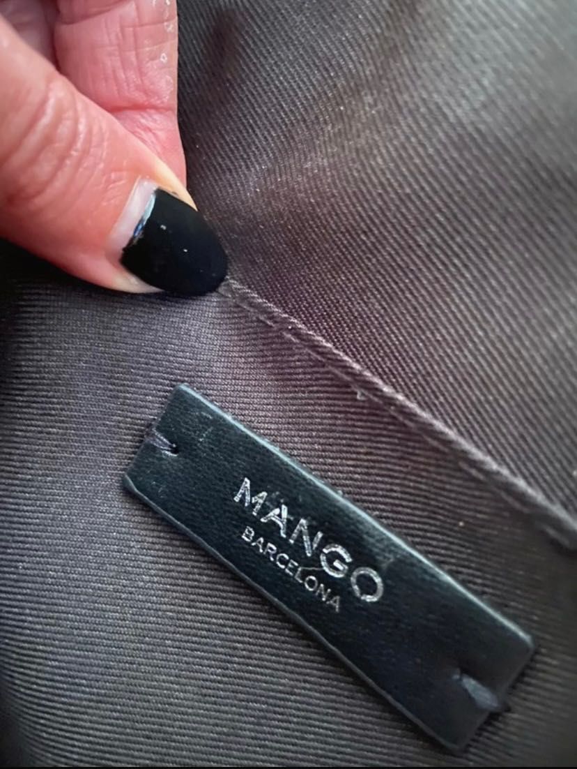 Mala preta - Mango