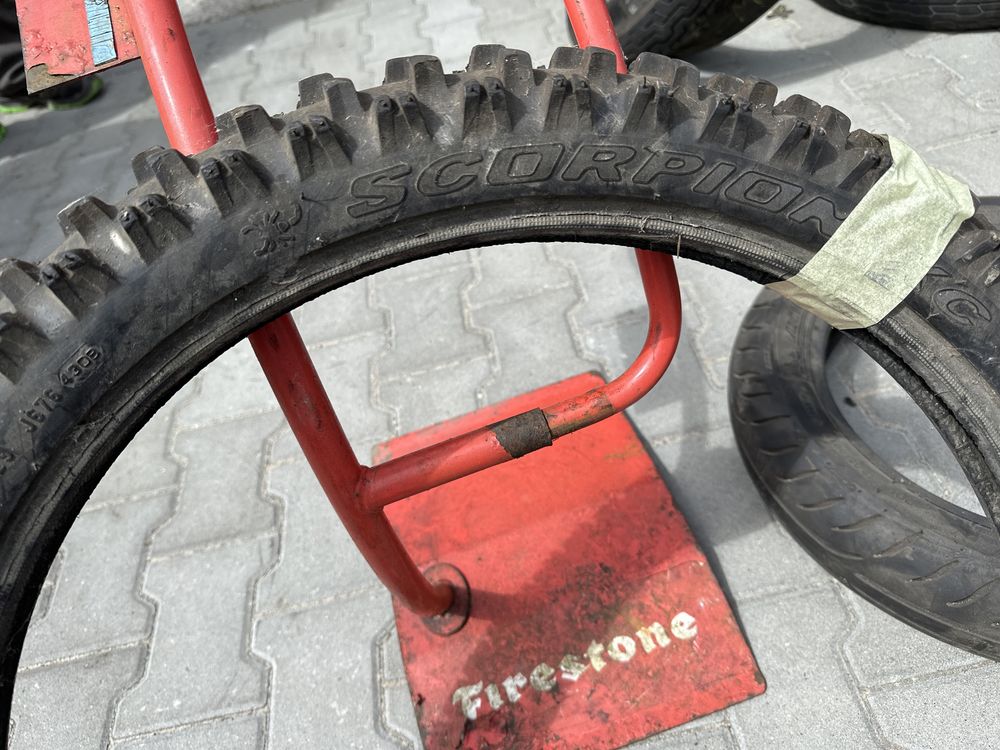 80/100-21 pirelli scorpion Cc