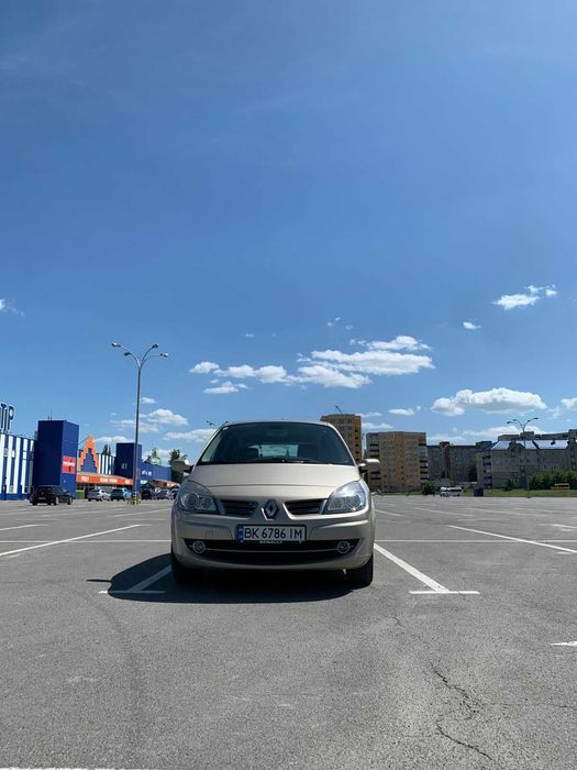 Продається авто , перший власник в Україні.