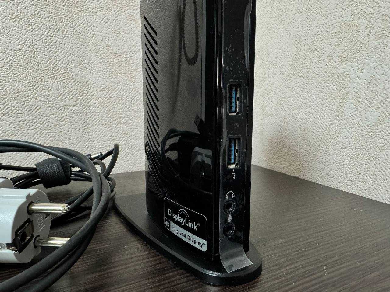 PLUGABLE UD-6950 докстанція для ноутбуків