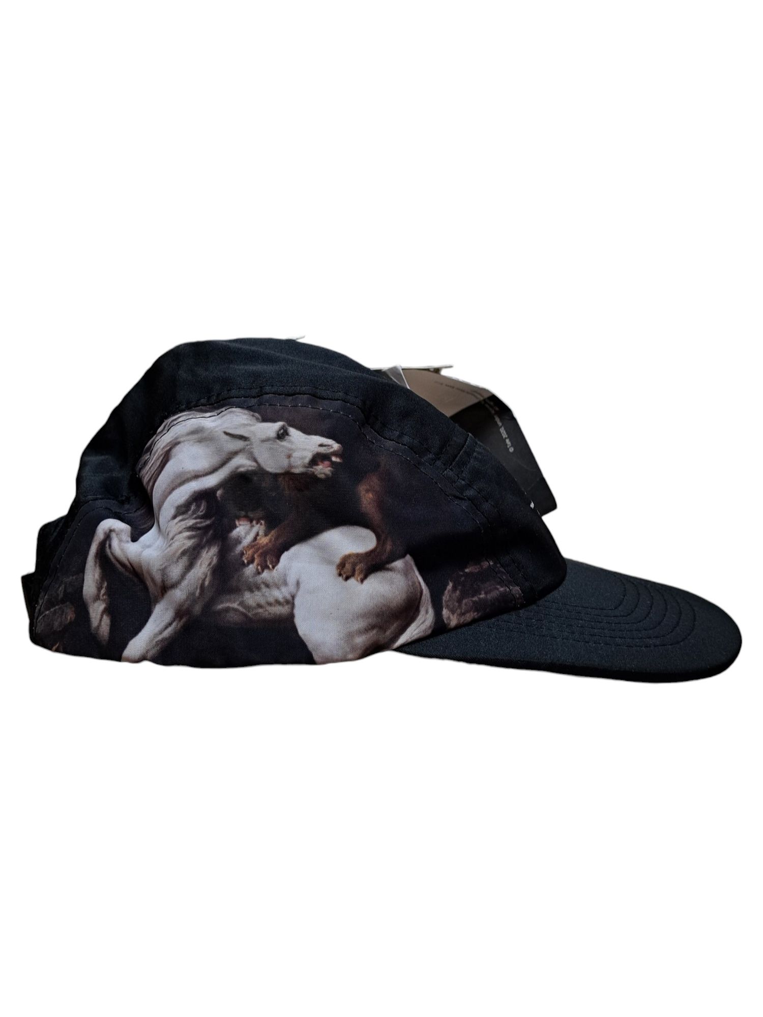 Czapka TATE Gallery x Pull & Bear kolaboracja retro vintage nike 90s