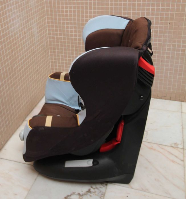Cadeira Auto Bebé Confort Iseos  9-18 Kg Grupo I