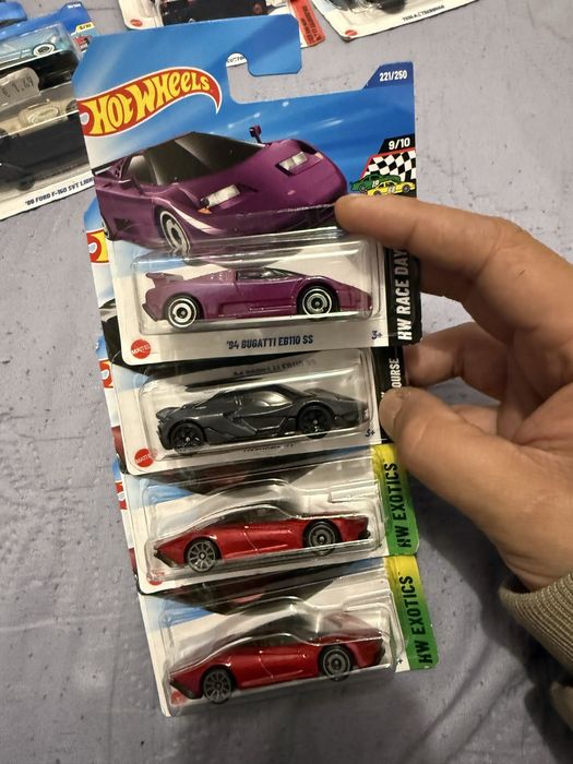 Carrinhos da hotwheels