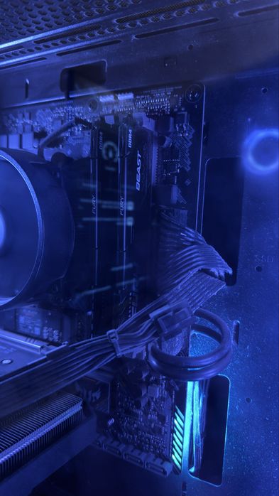 PC GAMING RTX 3060 12G, 16G RAM, Ryzen 5 5600 SSD-1TB