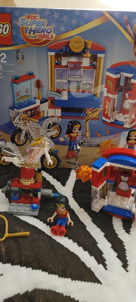 LEGO 41235 DC Super Hero Girls - Pokój Wonder Woman
