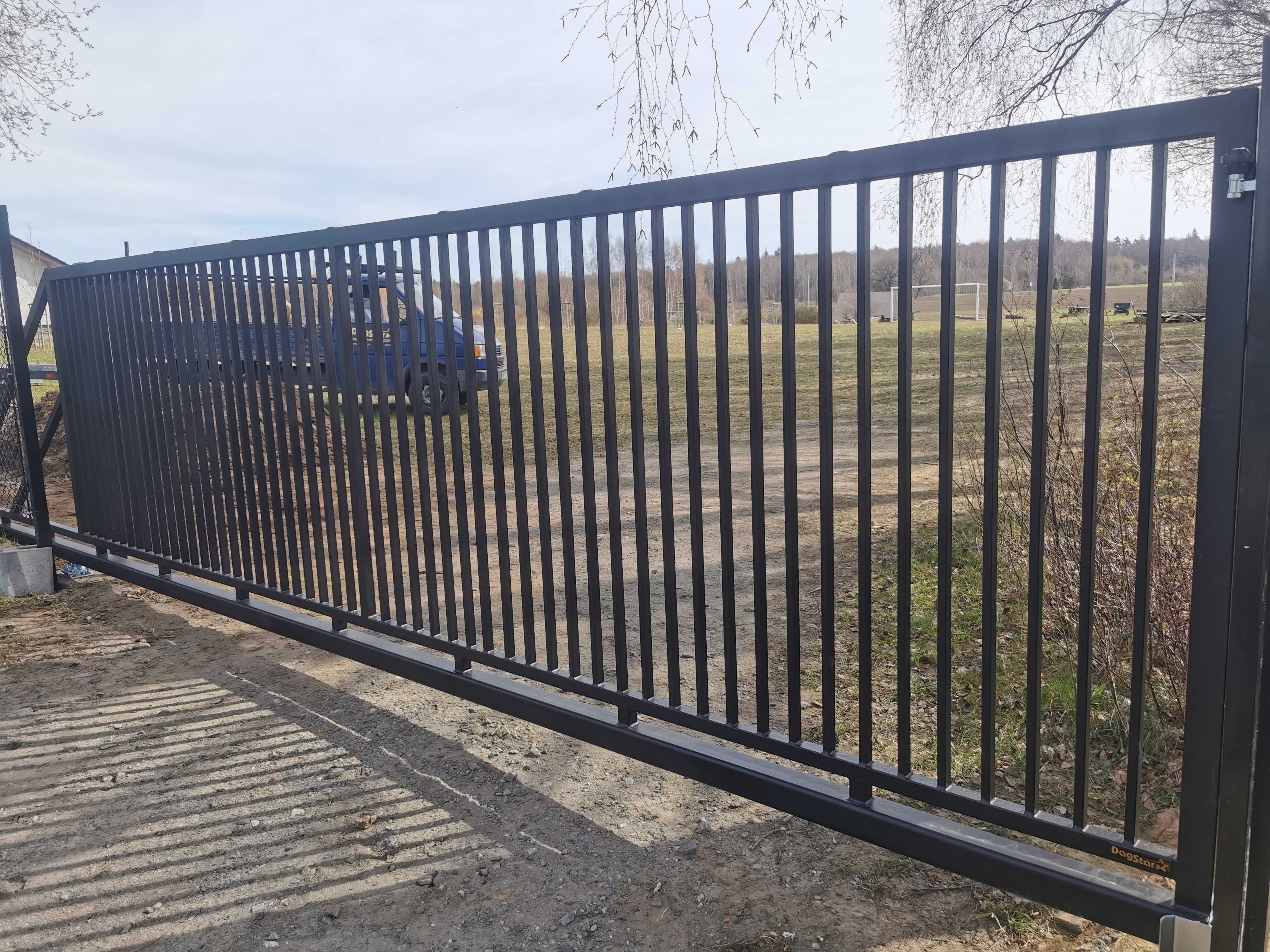 Brama przesuwna Palisada Pionowa 150x400 OCYNK+RAL OGRODZENIA Producen