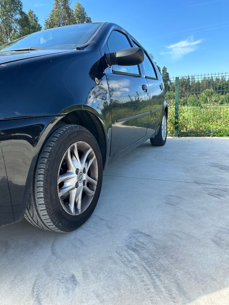 FIAT Punto 1.2 16V (Ler abaixo)