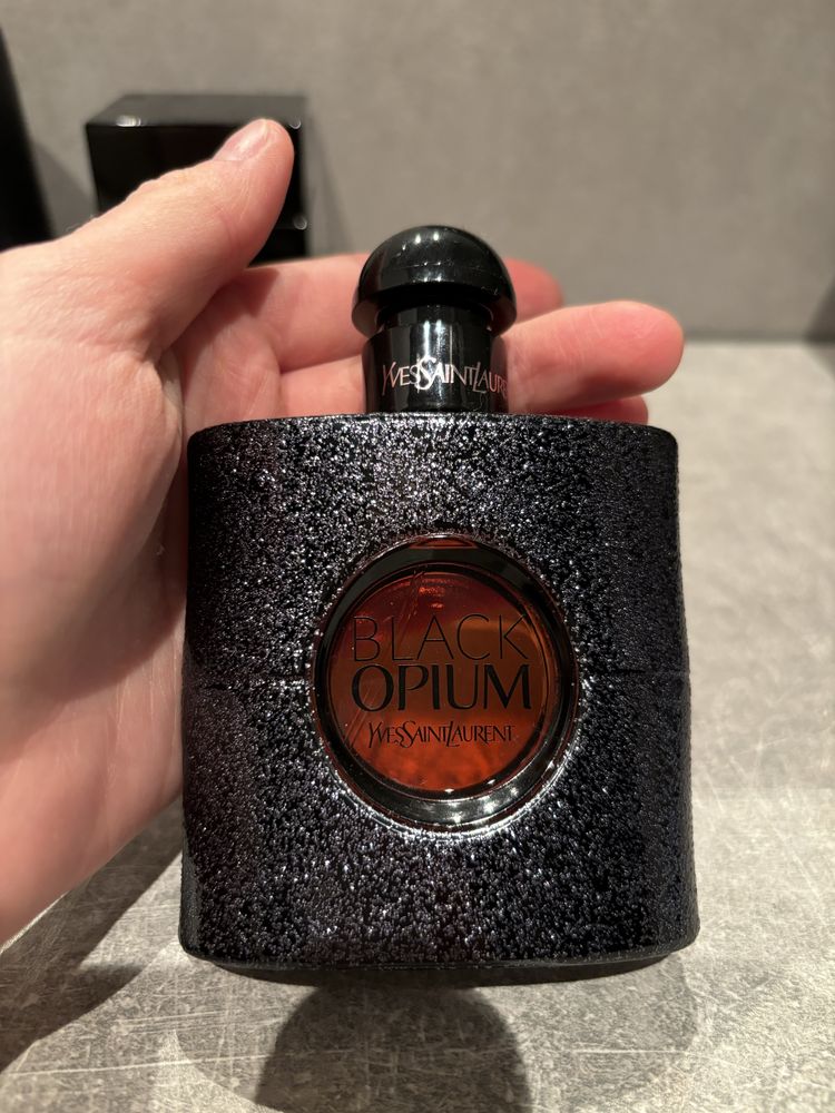 Perfumy Yves Saint Laurent Black Opium