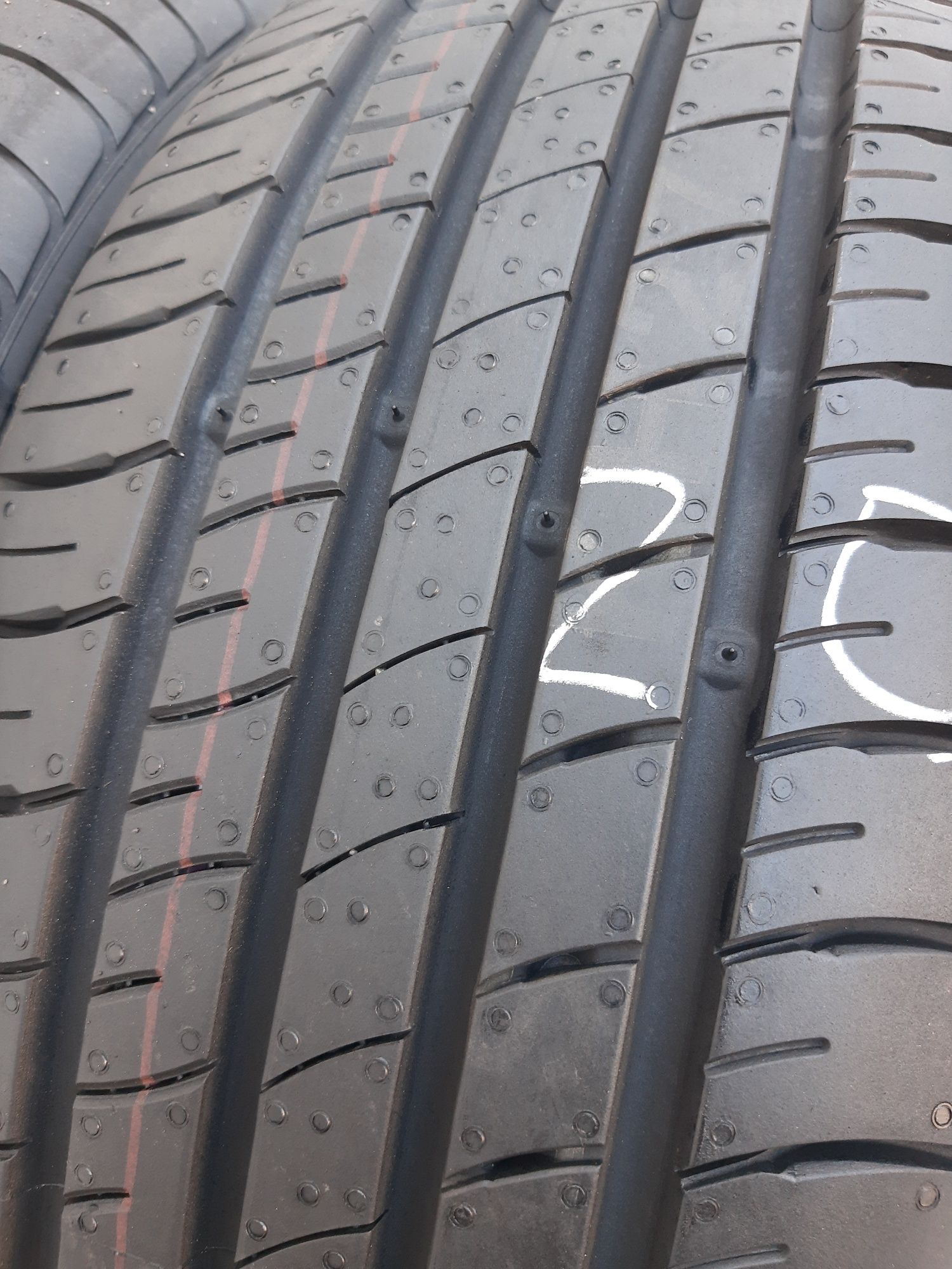 185/55r15 86H Kumho Ecowing ES01