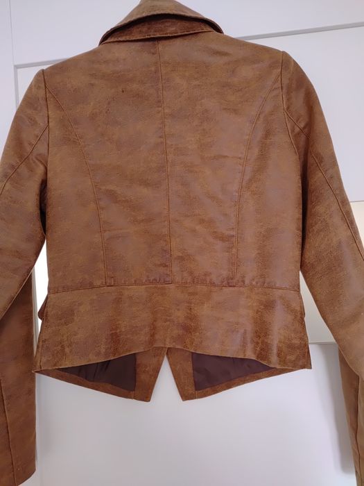 Krótka marynarka brązowa