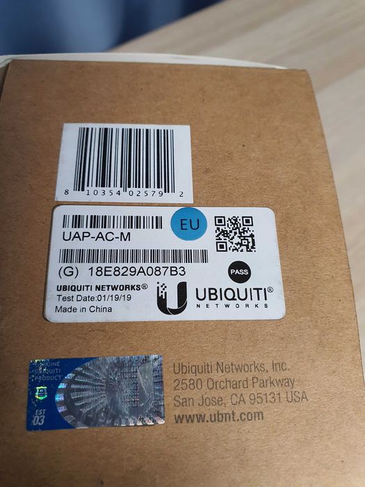 Access Point Ubiquiti UniFi UAP-AC-M AC MESH UBNT po testach
