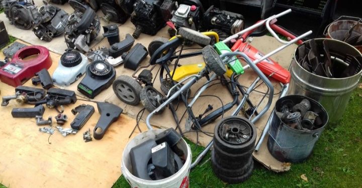 Ремонт двигунів Briggs Stratton запчастини всі видів двигунів