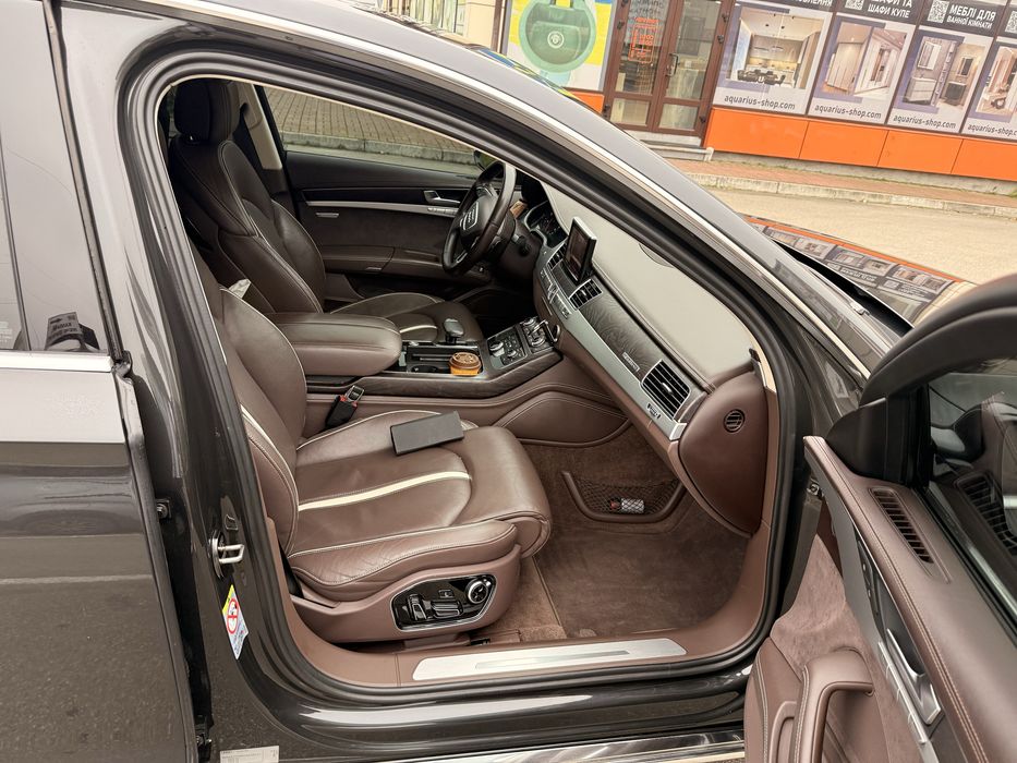 Продам Audi A8L 2012