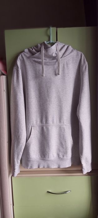 Худі світло-сірий меланж в розмірі M.