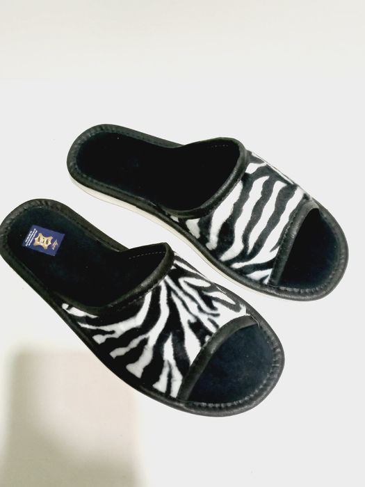 Pantofle damskie  rozmiar 42