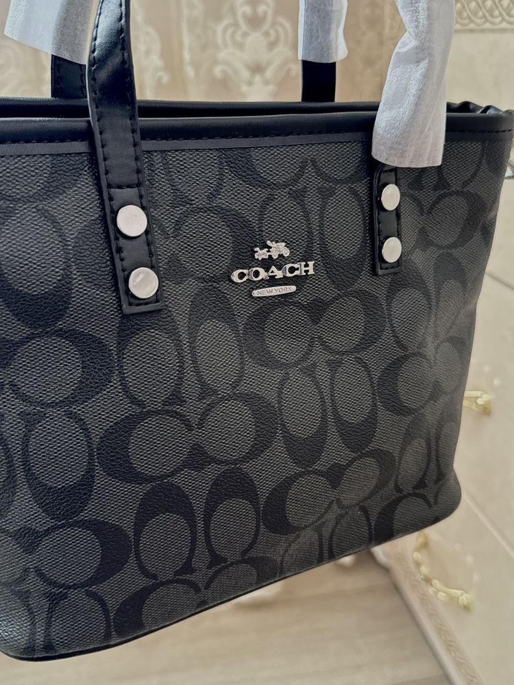 Сумка Coach нова