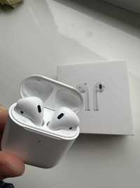 Навушники  Apple AirPods with Wireless Charging Case (MRXJ2)