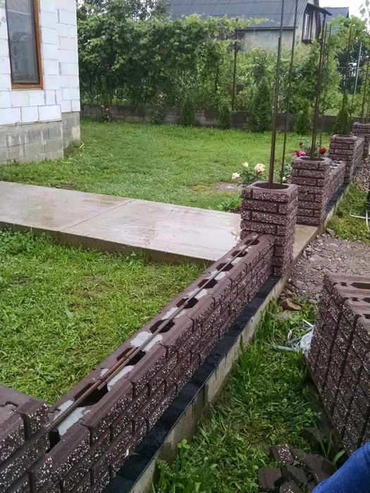 Блоки для парканів ,та все різне для будівництва дома