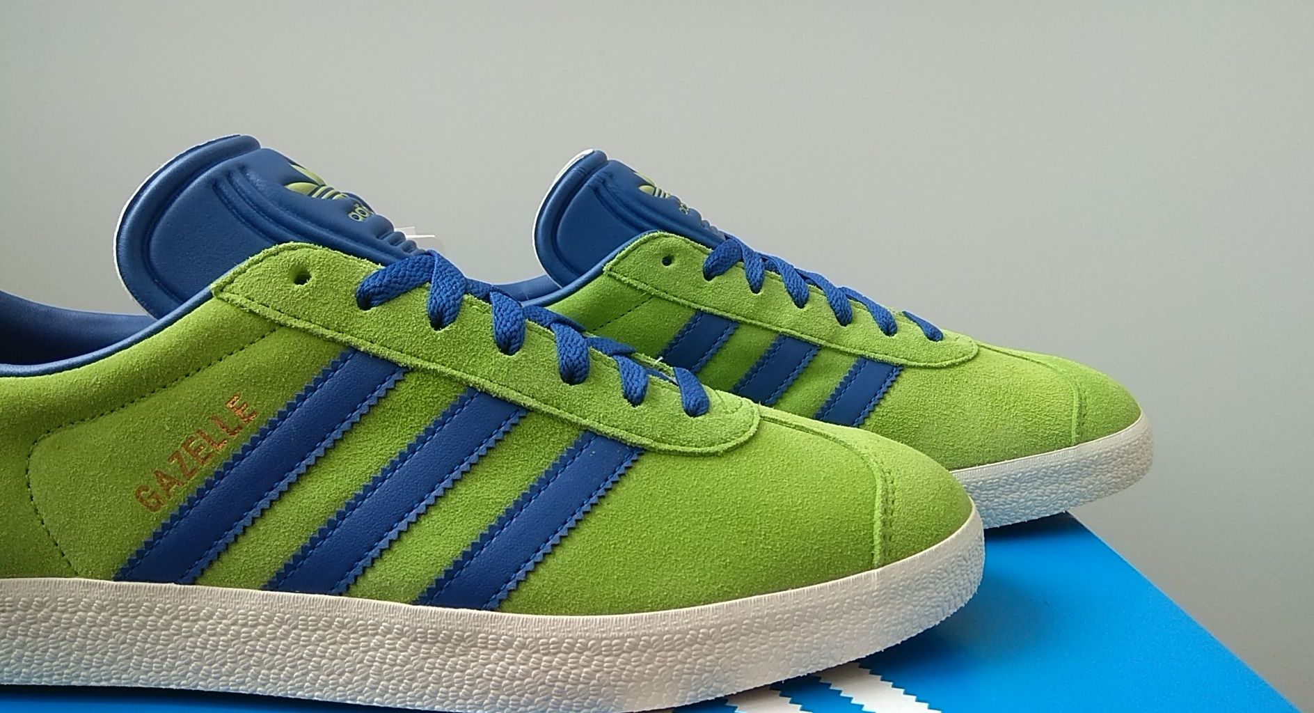 100% Кросівки оригінал adidas GAZELLE spezial 42 43 44