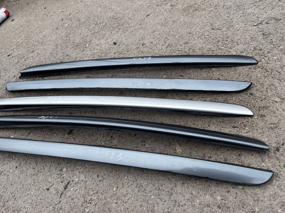 Накладка лобового скла сітроен  ц5 х7 Citroen c5 x7