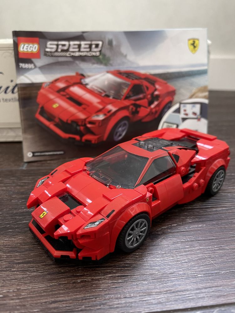 Конструктор LEGO Ferrari F8 Tributo 275 деталей (76895)