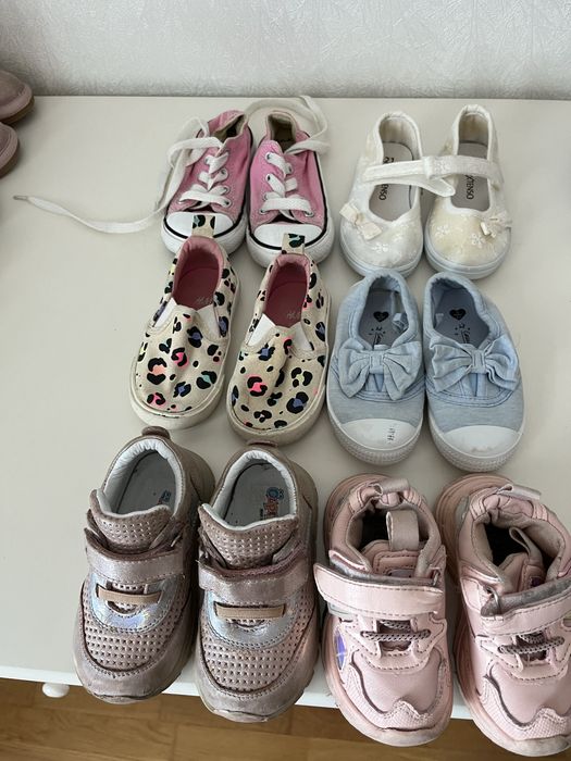 Дитяче взуття , кросівки, ботики, кеди, туфлі, мокасини,тапки