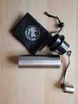 Młynek ręczny do kawy z adapterem do AeroPress Rhino Coffe Gear