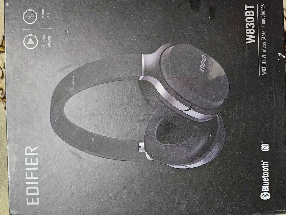 Наушники с аккумуляторами Edifier W830BT