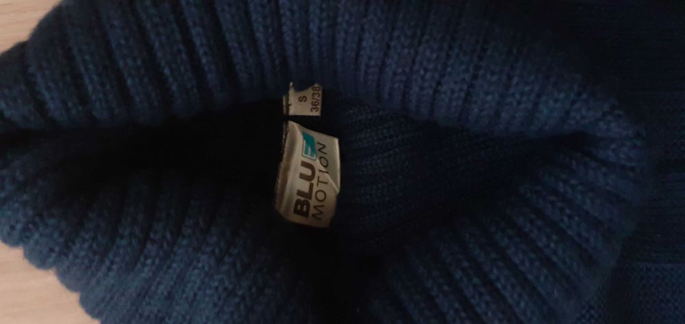 Ciepły golf roz 36/38 firmy Blu Motion