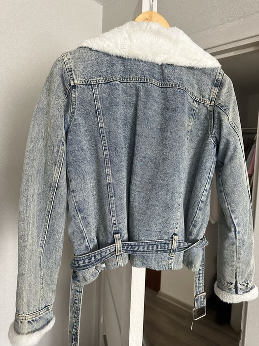 Джинсова утеплена куртка