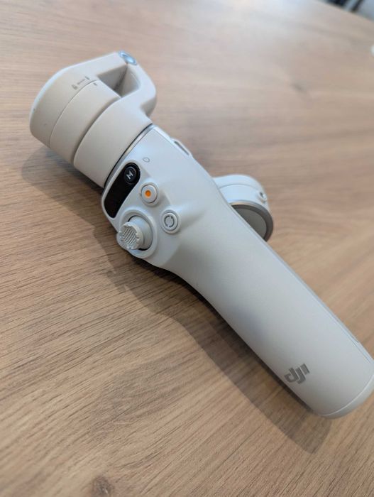 Gimbal DJI OSMO Mobile 6 zestaw szary