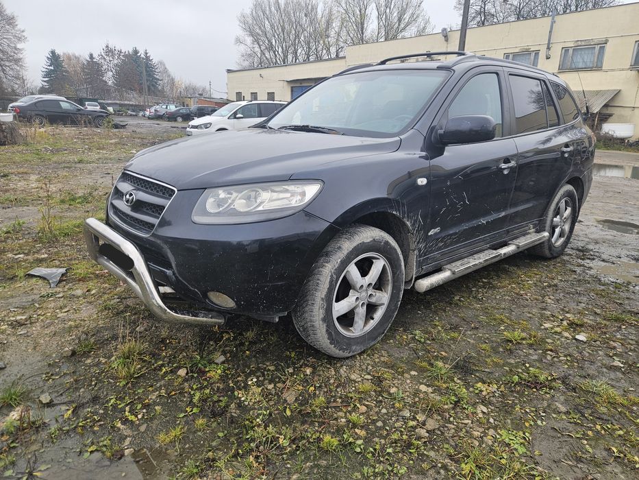 Hyundai Santa Fe 2006 рік 2.2 дизель 4×4  7 місць для військових