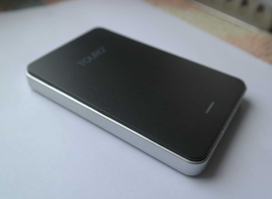 Внешний USB 3.0 HDD Hitachi Touro Mobile PRO 1Tb Жесткий диск Гарантия