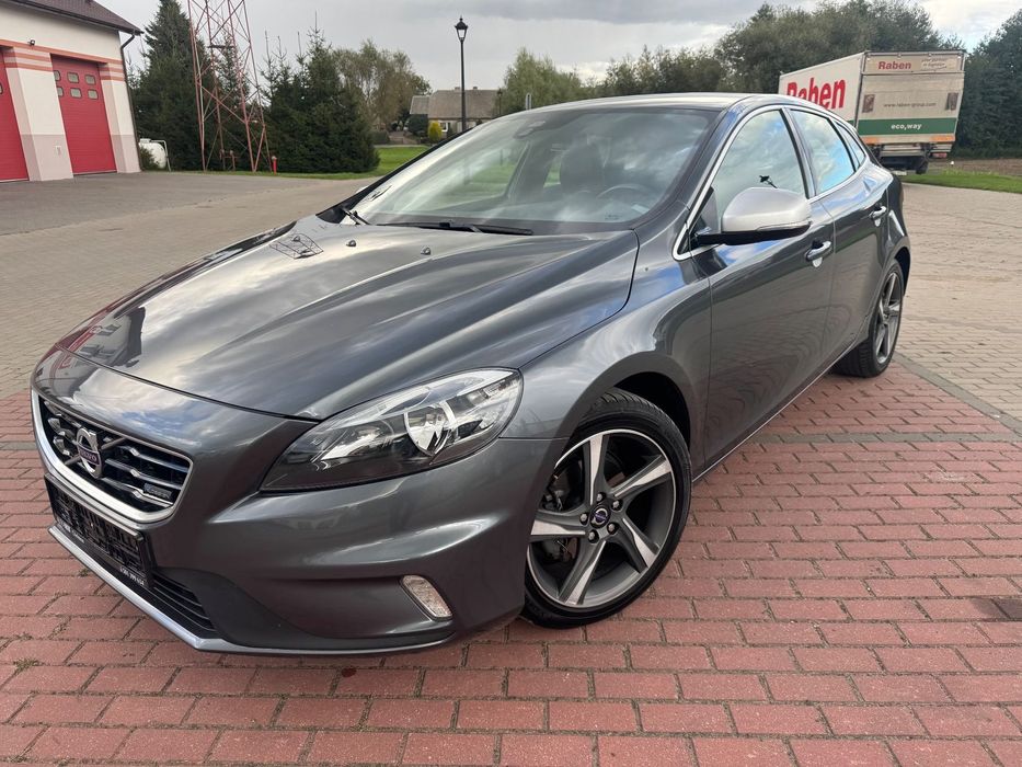 Volvo V40 R design mega stan Ful opcja oplacony
