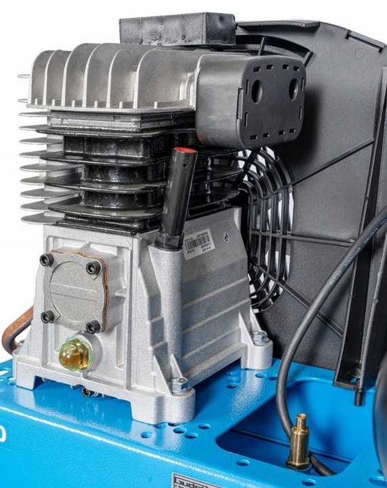 Sprężarka / Kompresor Olejowy 10 Bar 100L / 320    230V/400V   2.2 KW