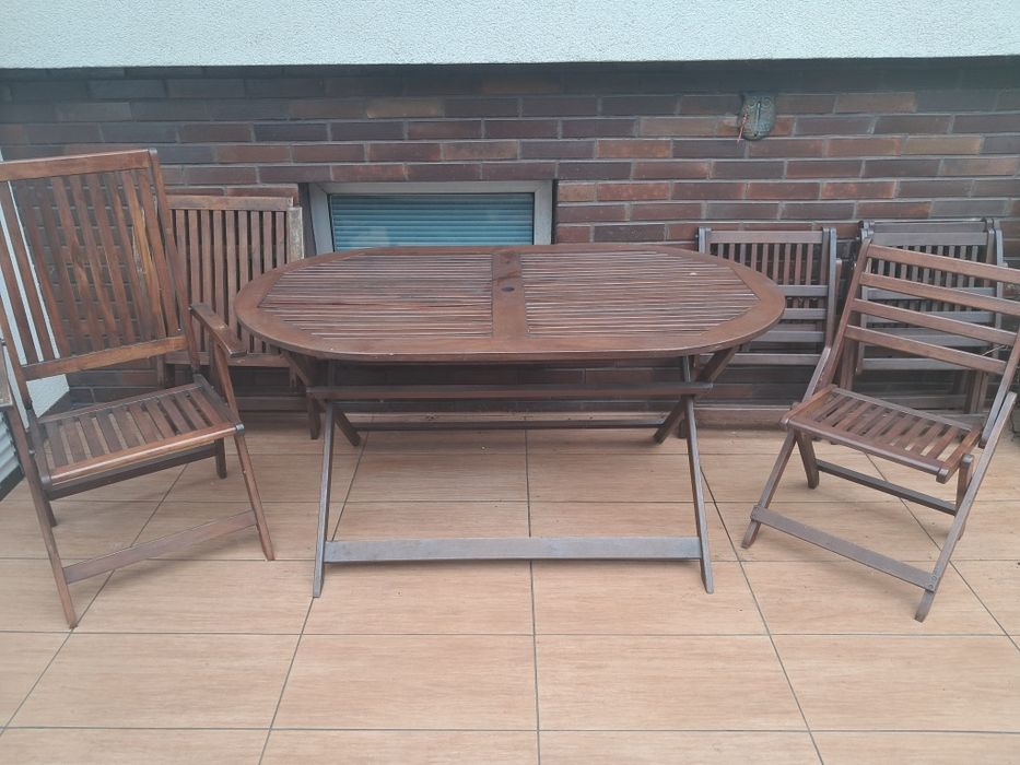 Meble ogrodowe. Stół plus 6 krzeseł
