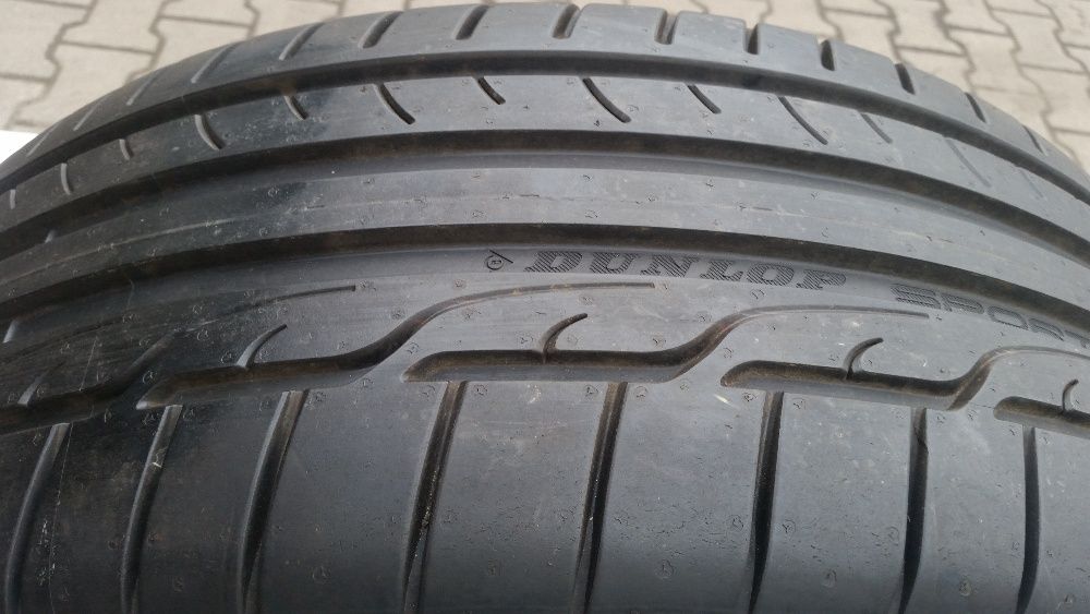 Opony 235/55R19 Dunlop Sportmax RT