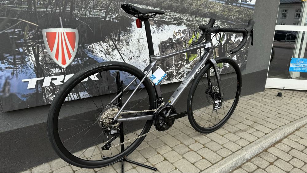 Rower szosowy Giant liv Langma ADV 2